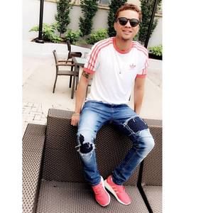 Meet your Posher, Delanó